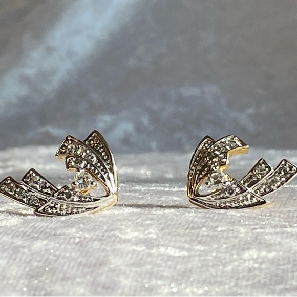 Jacqueline Kennedy JBK Clear Crystal Rhinestone Two Tone Earrings - Picture 13 of 14